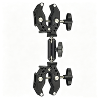 Pince double multifonction avec bras articulé pour fixation de moniteur, flash, micro sur support d'éclairage ou barre transversale