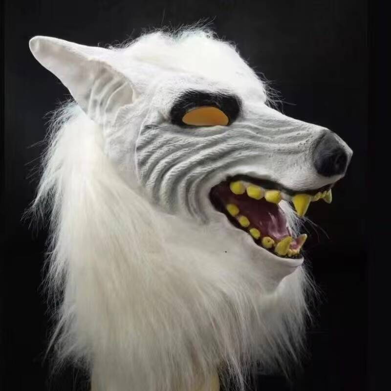 White wolf head