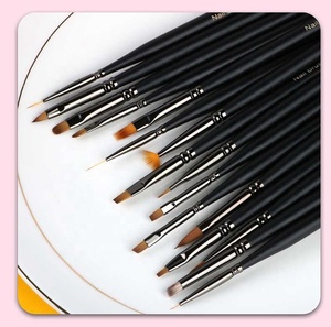 1 pz/lotto Nail Art pennelli per linee Manicure pittura penna nera Striper Daisy Gel smalto smalto per unghie acrilico pennello - Product Image 2