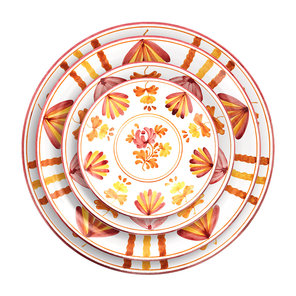 Ensemble d'assiettes quatre pièces