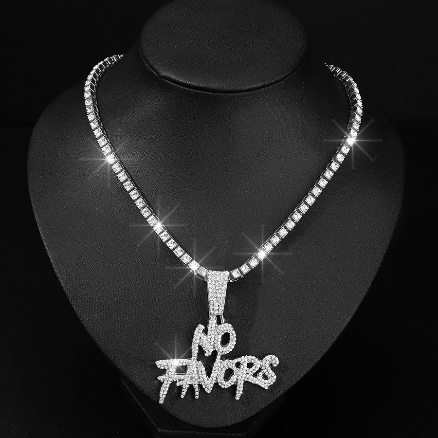 Colgante de plata con cadena de tenis de 18 pulgadas