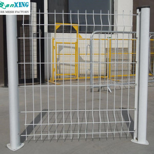 Panneau de clôture en grillage métallique 3D courbé, recouvert de PVC, pour la protection de la cour - Product Image 3