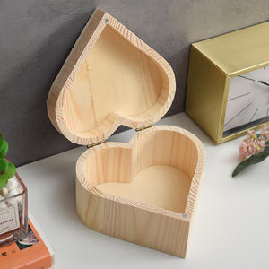 Scatola in Legno <span class=keywords><strong>a</strong></span> Forma di Cuore con Cerniera, Artigianale, Lucida, Personalizzata, per Gioielli, Regalo Ricordo Retrò, <span class=keywords><strong>San</strong></span> <span class=keywords><strong>Valentino</strong></span> - Product Image 3