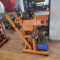 Machine manuelle haute efficacité pour la fabrication de blocs creux et de briques en argile rouge, avec ligne de production de briques