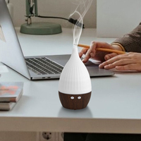 Humidificateur ultrasonique portatif intelligent d'aromathérapie d'huile essentielle de diffuseur d'arome de la brume fraîche de petit ménage 130ml