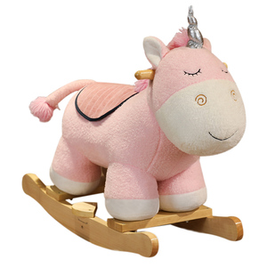Vente directe du fabricant de <span class=keywords><strong>cheval</strong></span> à <span class=keywords><strong>bascule</strong></span> en peluche <span class=keywords><strong>licorne</strong></span> rose comme cadeau d'anniversaire pour les filles - Product Image 1