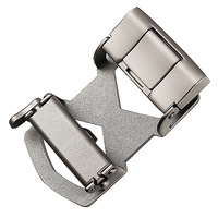 Nouvelle ceinture tendance polyvalente pour homme avec boucle ajourée à motif lettre ; Prête à être expédiée, vente en gros, automatique, fabriquée en Chine
