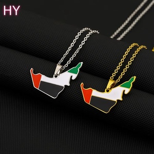 Collier en acier inoxydable plaqué or 18 carats avec <span class=keywords><strong>carte</strong></span> et drapeau des <span class=keywords><strong>Émirats</strong></span> <span class=keywords><strong>arabes</strong></span> <span class=keywords><strong>unis</strong></span>, émail, chaîne de collier avec <span class=keywords><strong>carte</strong></span> des EAU - Product Image 2