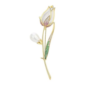 Broches tendance personnalisées en alliage plaqué or avec zircon et perle, style tulipe, pour femmes, cadeau de luxe coréen pour mariage, fiançailles, fête - Product Image 1