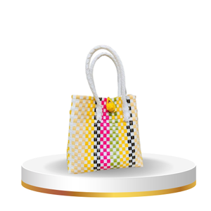 Bolsos de mujer elegantes Accesorio de moda para adultos de Indonesia Material plástico reciclado en tejido - Product Image 1