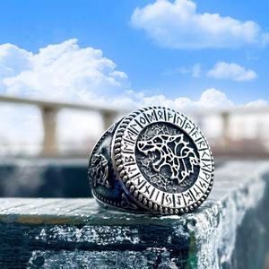 Bague en acier inoxydable 316L avec incrustation Rune du Loup d'Odin, style Viking Nordique, bijou religieux animalier pour fiançailles, anniversaires et fêtes - Product Image 1