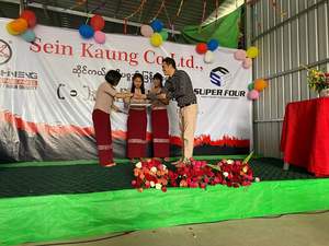 Fabricación Anti Rust 1L <span class=keywords><strong>10W40</strong></span> 4T Aceite lubricante automotriz Aceite de motor - Product Image 2