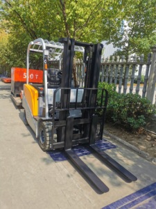 מלגזת חשמלית של צ'יינה הלי 1 טון 1.5 טון 2 טון מלגזות חקלאיות מלגזות עם סוללת עופרת-חומצה או ליתיום מלגזה הידראולית - Product Image 3