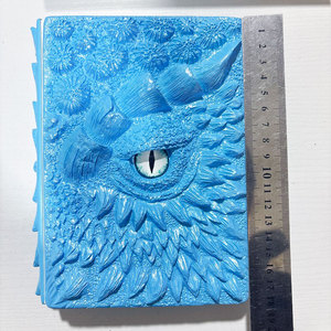Carnet promotionnel de luxe à motif de dragon animé, avec yeux 3D en relief, en résine gravée – Vente chaude - Product Image 5