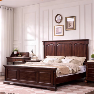 Lit double en panneaux de bois au <span class=keywords><strong>design</strong></span> contemporain pour <span class=keywords><strong>chambre</strong></span> principale, style campagnard, idéal pour grandes et petites chambres - Product Image 1