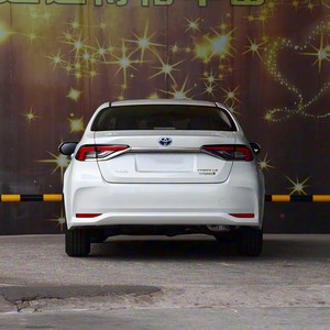 Toyota <span class=keywords><strong>Corolla</strong></span> hybride 1.8L berline automatique 2018, voiture d'occasion Toyota <span class=keywords><strong>Corolla</strong></span> à <span class=keywords><strong>vendre</strong></span> - Product Image 4