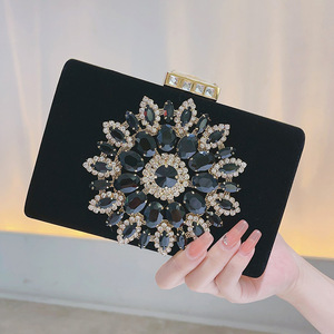 Bolsos de mano de diseño para mujer, con marco metálico, para cena, venta al por mayor, bolsos de noche blancos con cristales. - Product Image 3