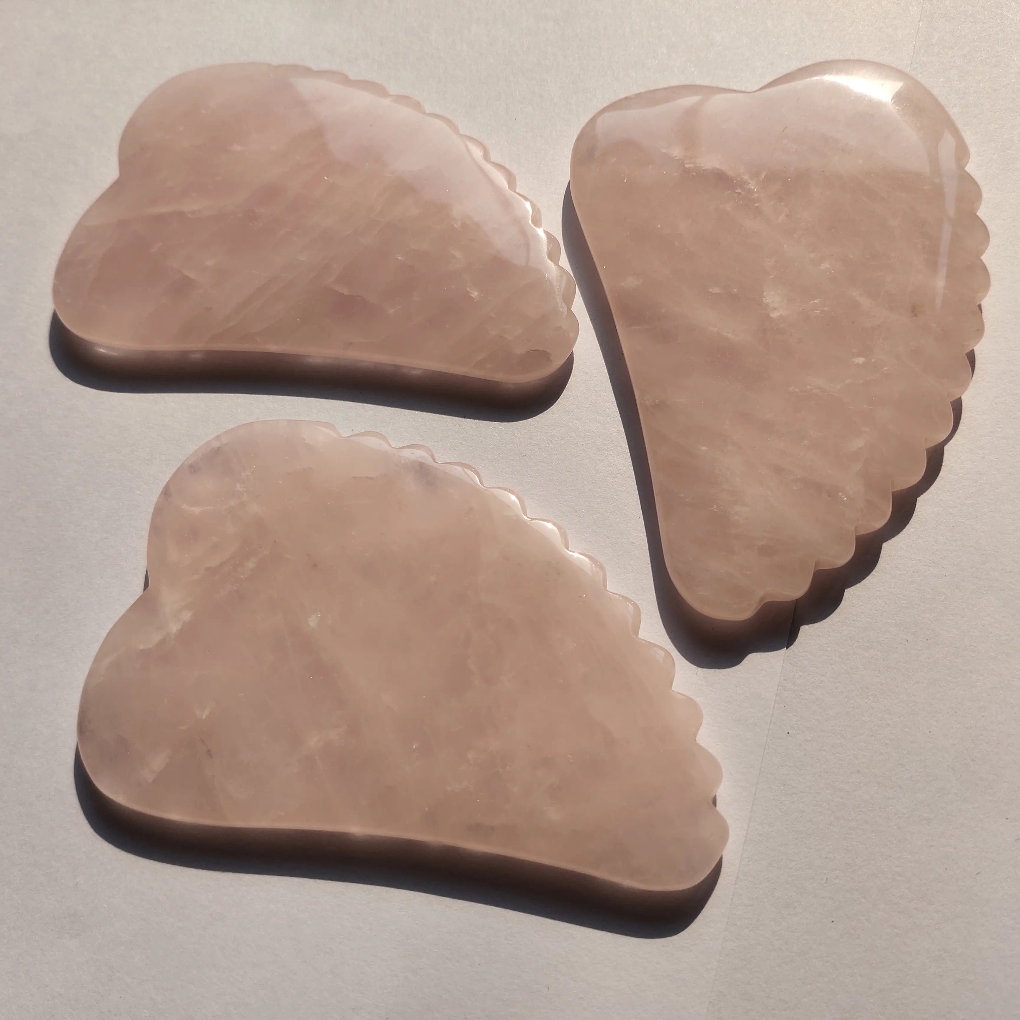 Gua sha-Herramientas de masaje para el cuidado de la piel, tabla de piedra de desguace de cuarzo rosa Premium