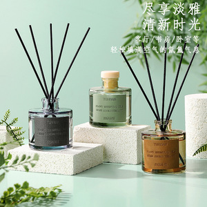 Difusor de Ratán sin Llama de Cuatro Piezas, Fragancia Duradera, Artículo Decorativo para el Hogar, Uso en Interiores, Hoteles y Baños - Product Image 3