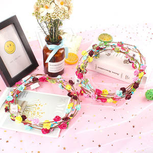 Corona di Fiori <span class=keywords><strong>LED</strong></span> Regolabile, Ghirlanda Luminosa Multicolore, Accessorio per Capelli in Poliestere, Stile Romantico per Matrimoni - Product Image 3