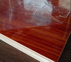 Panneau MDF en mélamine souple 50cm de largeur Film de protection PE revêtement de surface Logo de moulage par soufflage bonne résistance aux intempéries pas de résidus de colle - Product Image 1