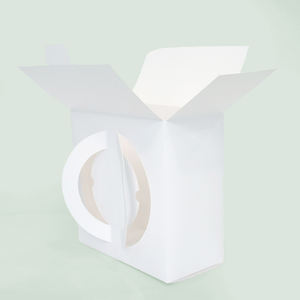 Vente en gros écologique <span class=keywords><strong>original</strong></span> couleur marron petit papier bonbons chocolat boîte d'emballage cadeau mariage dragées avec poignée - Product Image 3