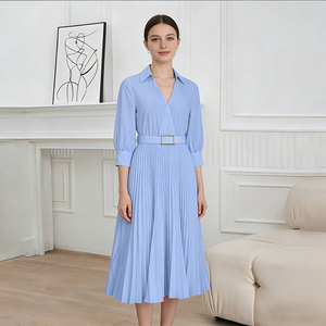 D472 Elegante Abito Lungo Casual <span class=keywords><strong>da</strong></span> Donna, <span class=keywords><strong>Vestito</strong></span> Primaverile alla Moda con Scollo a V, Plissettato, Maniche Lunghe, Logo sul Retro, Abito Tinta Unita con Cintura - Product Image 2