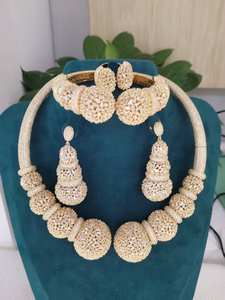 Zhuerrui luxe cubique zircone ensemble de <span class=keywords><strong>bijoux</strong></span> américain boule de diamant ensembles de <span class=keywords><strong>bijoux</strong></span> complets collier Bracelet boucles d'oreilles anneau ensemble de <span class=keywords><strong>bijoux</strong></span> - Product Image 2