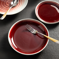 Service de vaisselle de style japonais rétro 2023 pour restaurant et hôtel, design créatif et unique, couleur rouge, pour entrées et plats principaux