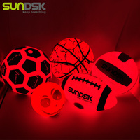 Balles de sport lumineuses à DEL brillantes dans le noir Balle de basket-ball en caoutchouc de taille 7 rougeoyante avec logo personnalisé