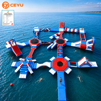 Parc aquatique gonflable commercial Ceyu, parcours d'obstacles flottant avec trampoline et toboggans pour lacs et complexes hôteliers, prix d'usine