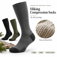 Chaussettes de compression de randonnée en laine mérinos OEM personnalisées 15-20 mmHg, fabricant de chaussettes d'extérieur, logo personnalisé, marque privée