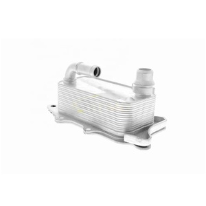 Refroidisseur d'huile pour <span class=keywords><strong>Audi</strong></span> A4 A5 A6 A8 Q7 S4 S5 S6 <span class=keywords><strong>S8</strong></span> 2012-2023 Compatible avec Mahle CLC337000S OE 06E117021J 06E117021M - Product Image 3