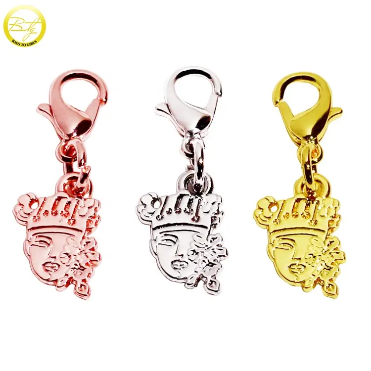 Gioielli charms fornitore personalizzato di più colori mini hang tag portachiavi accessorio in lega pendente in metallo con fibbia