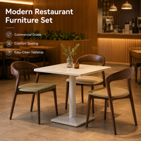 Collection de mobilier de restaurant, table carrée en marbre avec chaises courbées en bois pour projet de restaurant moderne et ensemble de bar