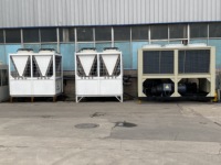 Système de refroidissement industriel à compresseur scroll refroidi par air, contrôle PLC, moteur hermétique complet, pompe AC 380V pour le refroidissement de processus