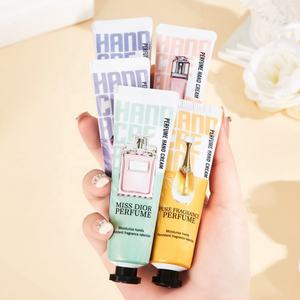 Vente en gros d'usine OEM, crème pour les mains en format voyage, 30g, étiquette privée, hydratante, douce, mini-parfum, ensemble de crèmes pour les mains - Product Image 3