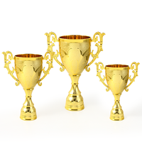 Prix bon marché en plastique doré créatif trophée coupe pièces ornement de bureau pour enfants et adultes fête faveurs compétition trophée pièces