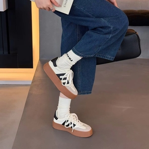 Nouvelles Chaussures Blanches Confortables et Polyvalentes 2026 en Cuir Véritable Rétro à Semelle Épaisse, Respirantes, Légères et Antidérapantes - Product Image 3