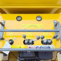 Vollhydraulischer 1000kg B&S / Benzinmotor-betriebener Schubkarren-Mini-Raupenkipper für Baustellen