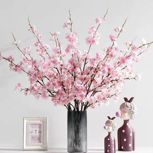 Branches de fleurs artificielles en soie très vendues pour la décoration de la maison et des mariages, branche de cerisier rose à quatre branches pour vase - Product Image 1