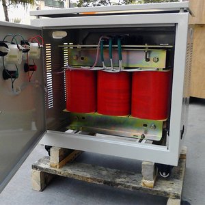 หม้อแปลงไฟฟ้าแบบเพิ่มแรงดัน 1kva 40kva 50kva 100kva 220v เป็น 380v และ 240v เป็น 415v 480v แบบ 3 เฟส พร้อมแรงดันขาออก 440V รุ่น SG/SBK พร้อมฟังก์ชั่นเพิ่มแรงดัน - Product Image 6