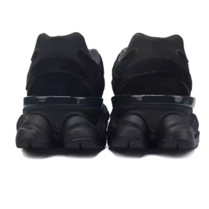 Calzado Deportivo Retro NB 9060 Triple Black Suede para Hombre, Calzado Casual para Mujer, Personalizado OEM de Alta Calidad Original - Product Image 4