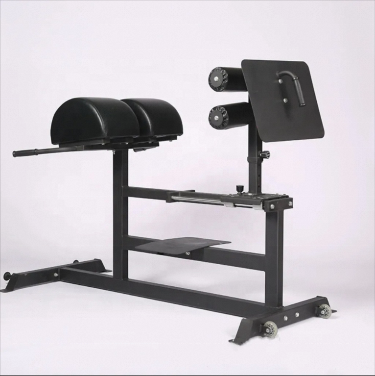 耐久性と多様性を備えたグルートハムベンチで、最高のワークアウトを。