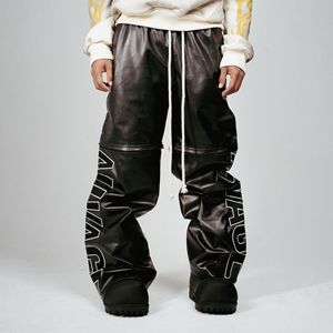 <span class=keywords><strong>Pantaloni</strong></span> Jogger <span class=keywords><strong>in</strong></span> <span class=keywords><strong>Pelle</strong></span> da Uomo Streetwear Personalizzati <span class=keywords><strong>con</strong></span> <span class=keywords><strong>Elastico</strong></span> <span class=keywords><strong>in</strong></span> Vita, Logo Ricamato sulla Gamba e Zip Nascosta - Product Image 2