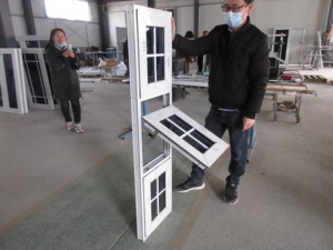 Nhà Sản Xuất Cửa Sổ UPVC Của Trung Quốc Có Màn Hình Và Tay Quay Điều Khiển Cửa Sổ Tác Động Bão - Product Image 6