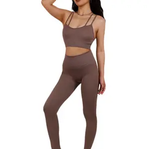 Yoga chanvre Legging ensemble avec Logo personnalisé serré sexe chaud Photo Leggings crayon pantalon femmes évider rembourré sport fronde soutien-gorge croix