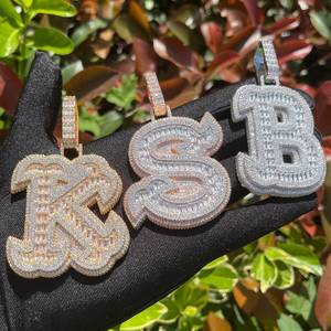 Ciondolo personalizzato Moissanite VVS doppio strato Iced Out singolo nome iniziale lettera CZ ciondolo personalizzato A-Z gioielli Hip Hop - Product Image 1