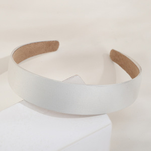 Accesorios para el Cabello para Niñas, Diadema de Seda de 3 cm, Diadema Ancha de Satén Lisa, Diadema de Tela de Algodón con Estampado a Cuadros al por Mayor de China - Product Image 6