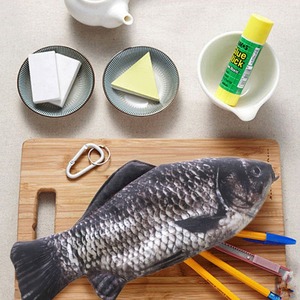 Trousse à crayons créative simulée de poisson salé grande capacité pochette à crayons sac drôle école étuis à crayons fournitures de papeterie - Product Image 1